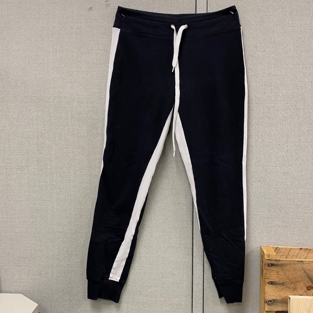 Black active pants